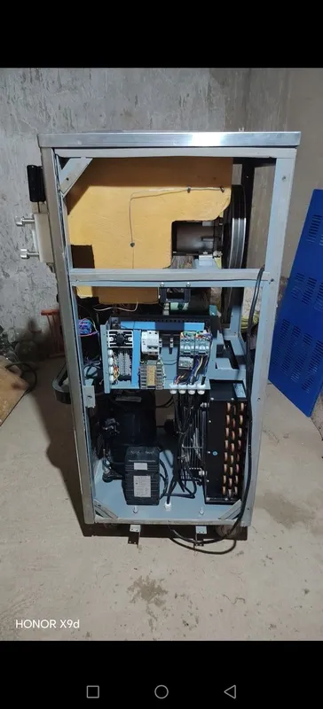 TECHNOFREZEER FR 220 ECO Muzqaymoq apparat 2 TECHNOFREZEER FR 220 ECO Muzqaymoq apparat 2