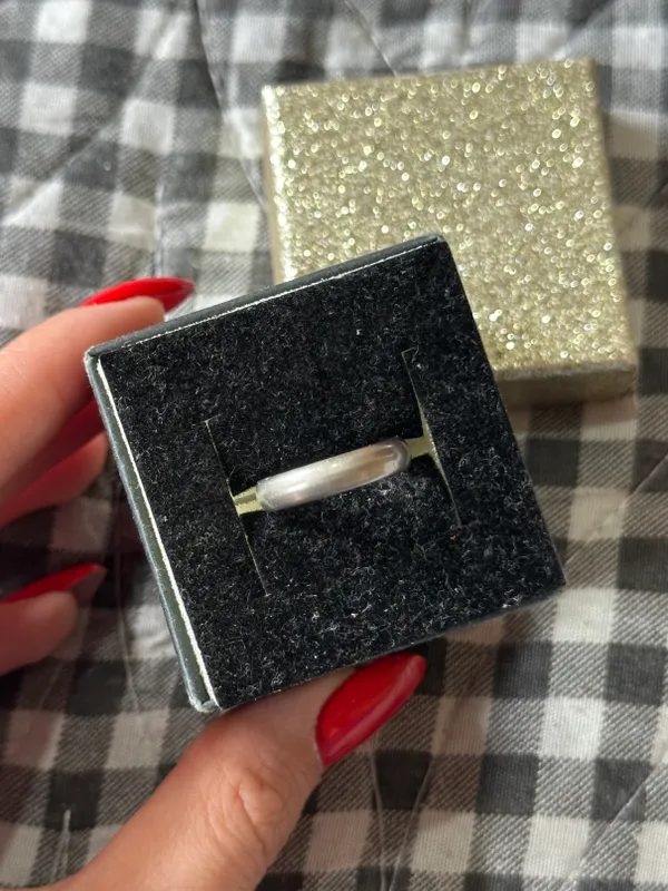 Серебряное кольцо, 3 грамма 1 Серебряное кольцо, 3 грамма 1