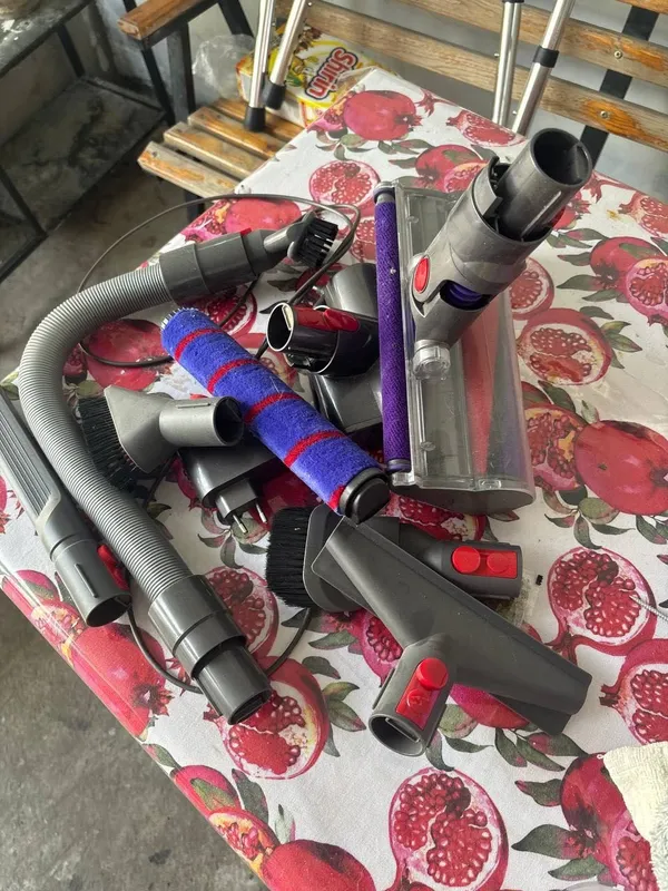 Dyson V10 absolute под восстановление — фото 1