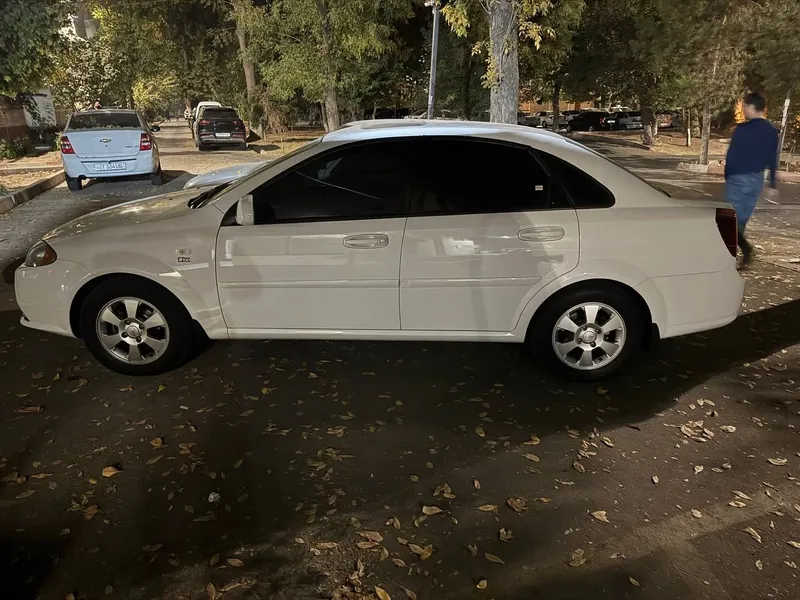 Насия савдога берилади.бошига 2500 2