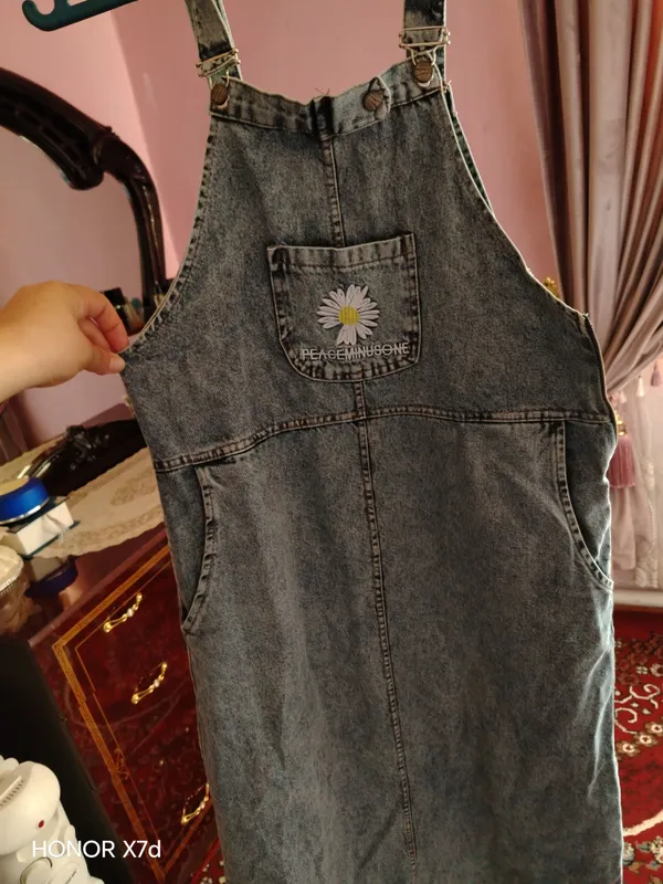 Продаются джинсы (в целлофане) Продаются джинсы (в целлофане)