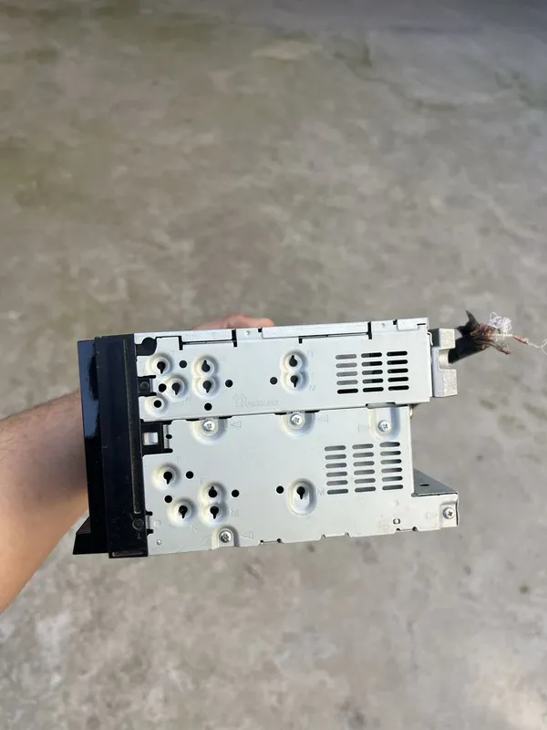 Pioner magnitafon ekran ishlamidi xolati ideal — фото 3
