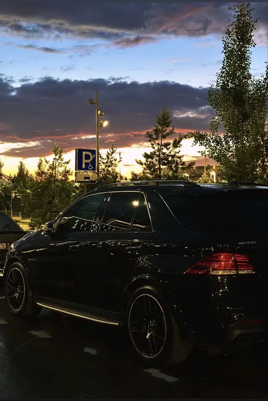 Продаю свой Мерседес Бенз МЛ 350 Рестайлинг GLE 63s. AMG 4