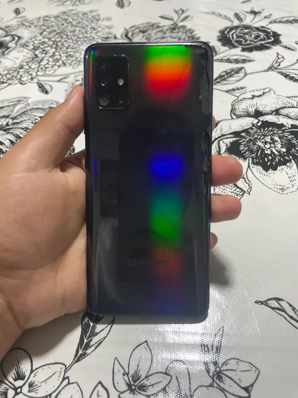 Samsung Galaxy A51 — фото 1