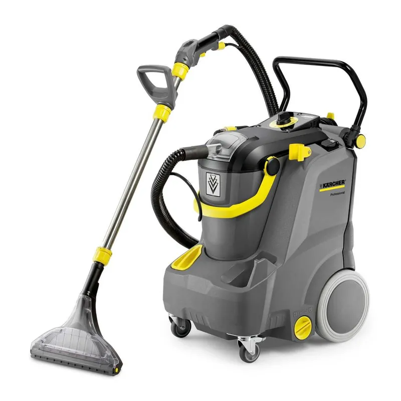 Karcher Puzzi 30/4 пылесос для химчистки почти новый 2024 года!