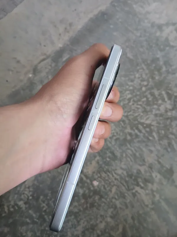 Redmi k80 pro oq rang 6 Redmi k80 pro oq rang 6