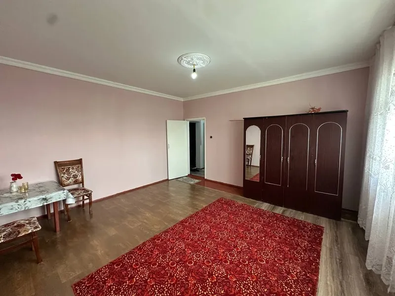 Arenda kvartira Yashnabod tumani Kadishva bozor oldida 1xona 2xona qil 2