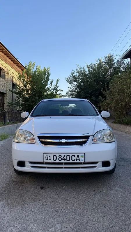 Lacetti 1.8 2009 Mexanika 3 Lacetti 1.8 2009 Mexanika 3