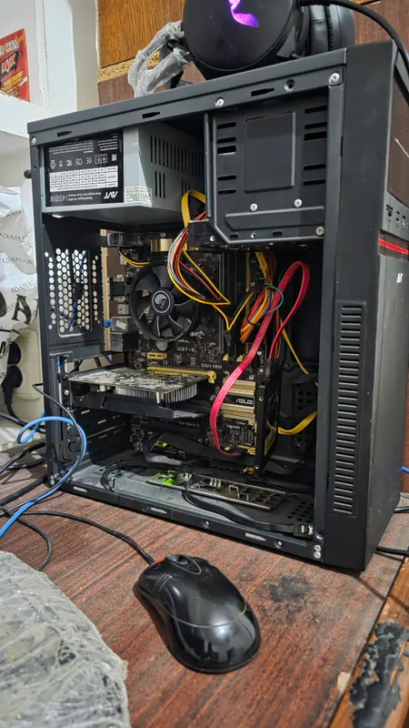 Продам 2 компьютера DDR3, в придачу пустые корпуса 1