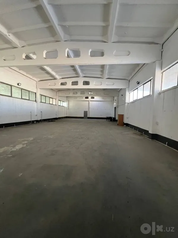 Navoi shaxrida voyenniy gorodkda sklad,ofis arendaga beriladi 1 Navoi shaxrida voyenniy gorodkda sklad,ofis arendaga beriladi 1