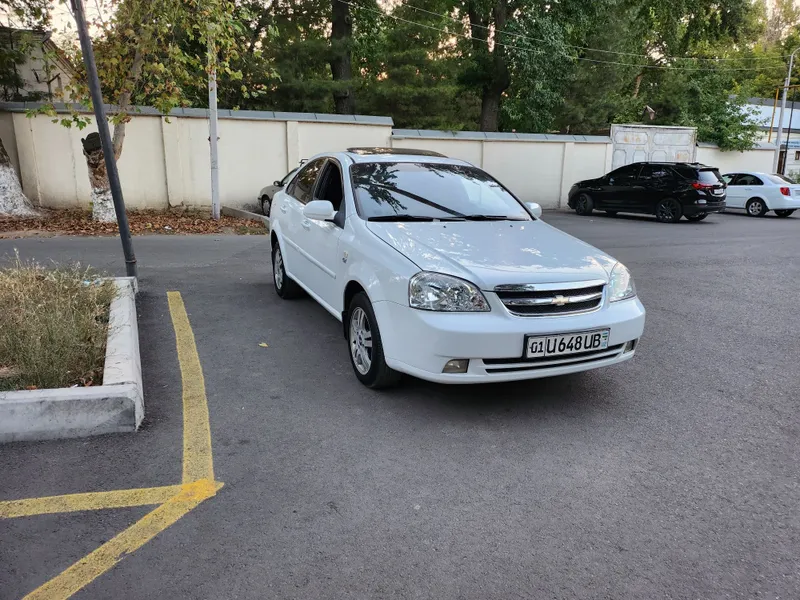 Срочно НЕ дорого Lacetti-2011год. АВТОМАТ. Не битый не гнилой. 1