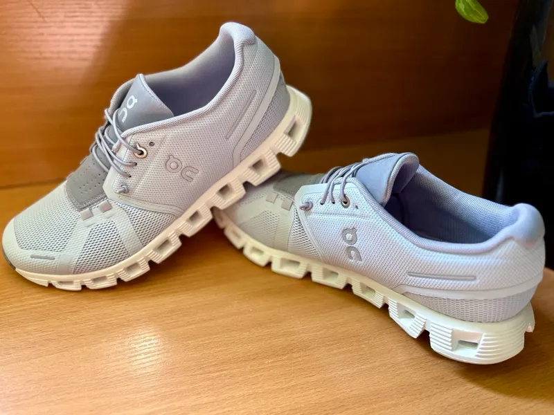 Кроссовки On Cloud 6
