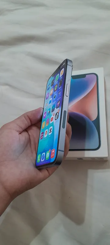 мобильный телефон 1