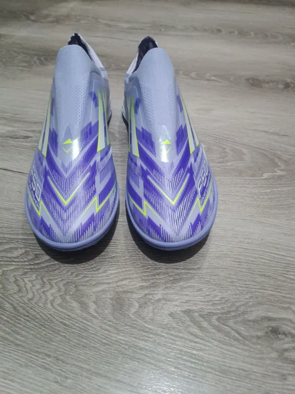 Сороконожки (футзалки) Adidas f50 43 размер — фото 1