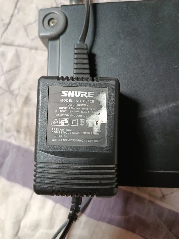 Продам беспроводной ресивер Shure — фото 1