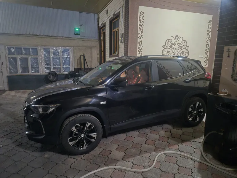 Tracker 2 pozitsiya