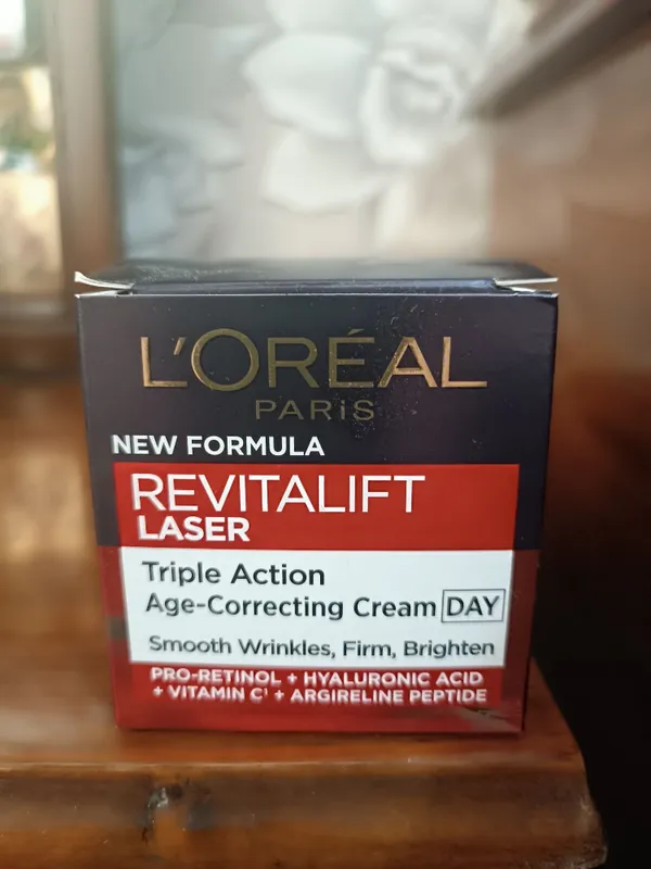 Крем , L'Oréal 40+. Оригинал — фото 1