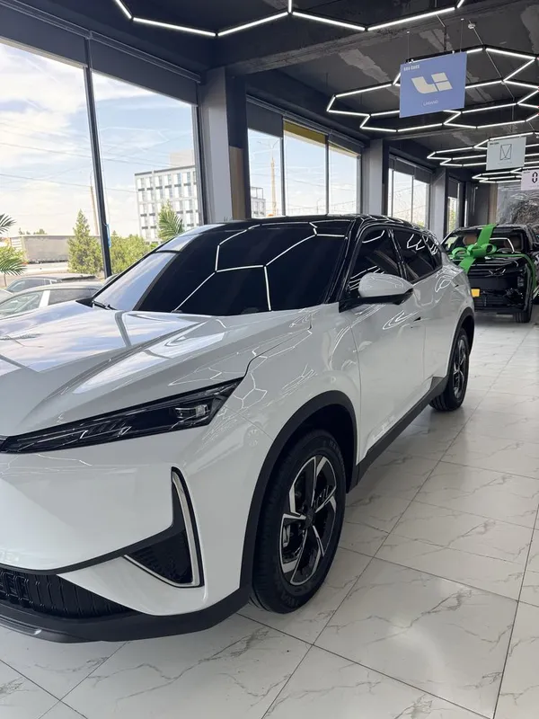 Dongfeng Aeolus L7 EV — фото 2