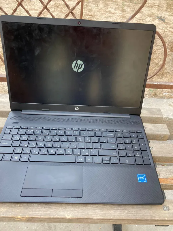 HP novutbuk 2 HP novutbuk 2