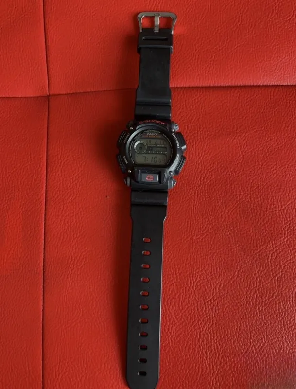 Оригинальные часы Casio G-Shock DW-9052 8 Оригинальные часы Casio G-Shock DW-9052 8