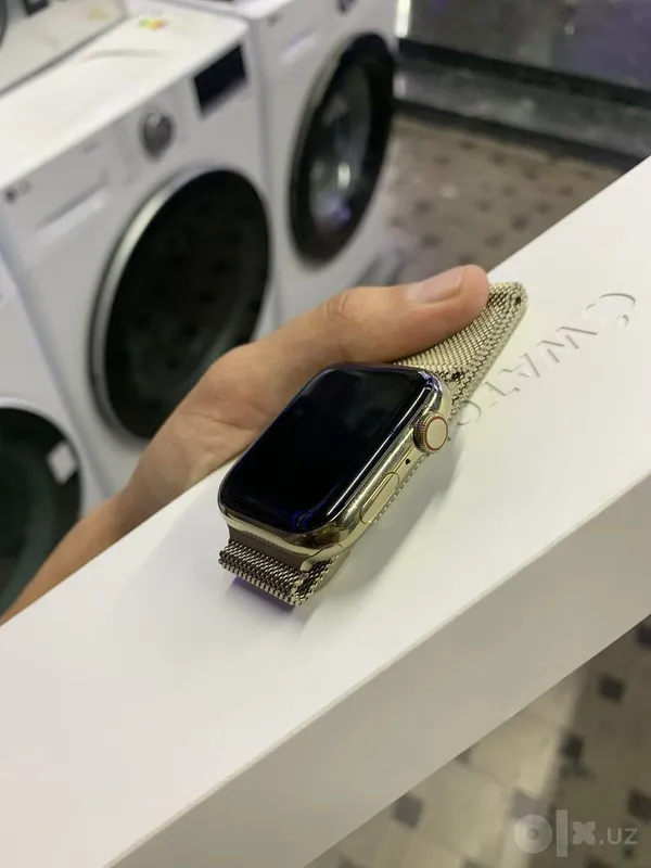 Apple watch 7 series 45 mm Milanse 2 Apple watch 7 series 45 mm Milanse 2