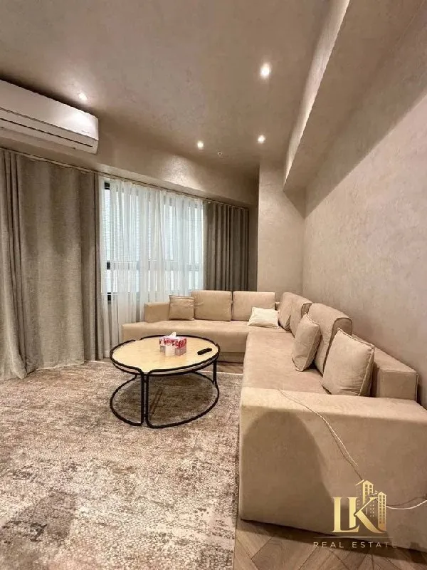 Akay City ЖКda panoramali manzarali, shaxsiy kinoteatr, terrasa, 4 ta sanuzel va garderob xonali, ta’mirli hashamatli 6 xonali dupleks sotiladi 2