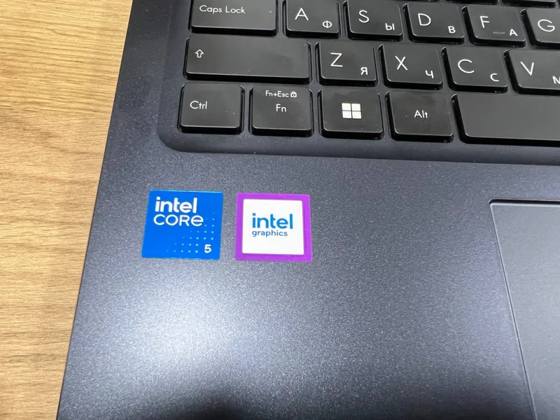 Asus vivobook 15 X1504VA 2