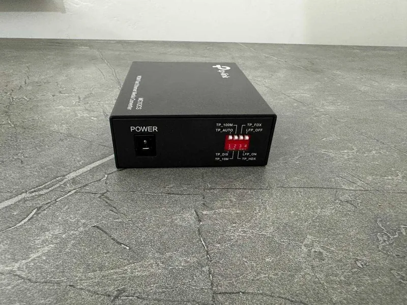 Медиаконвертер TP-LINK MC112CS 3 Медиаконвертер TP-LINK MC112CS 3
