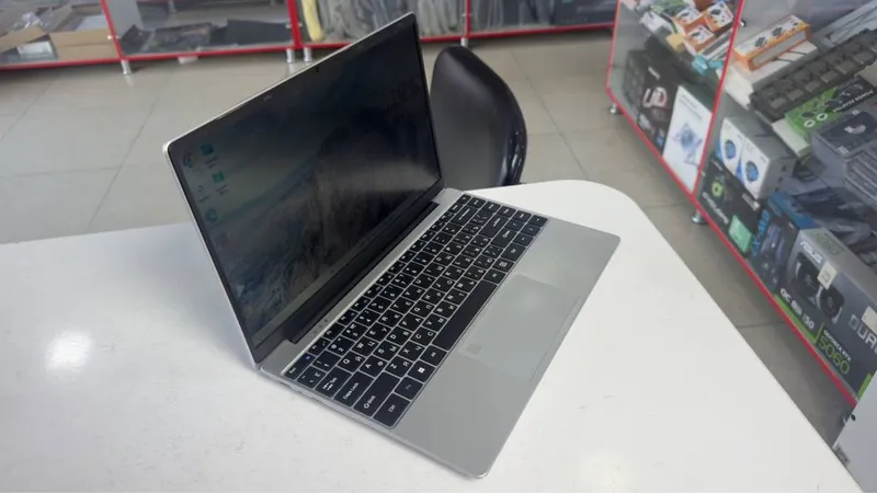 Itech office noutbuk seleron N4000 8/256ssd holati zor — фото 3