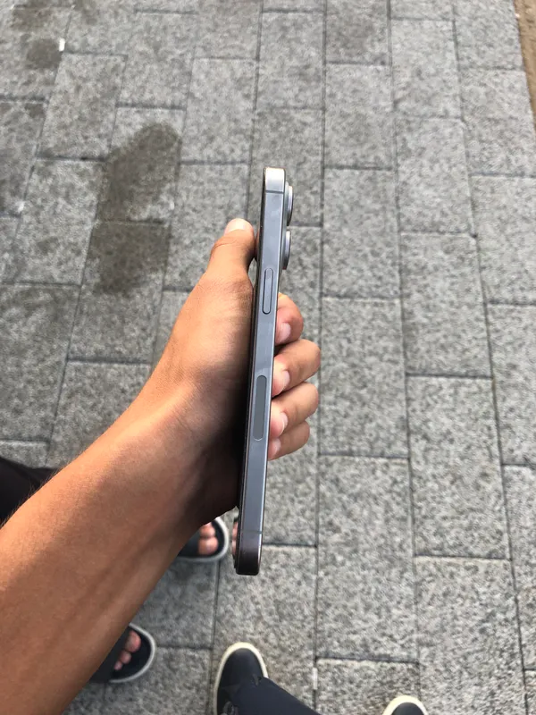 iPhone 15 Pro Max 3