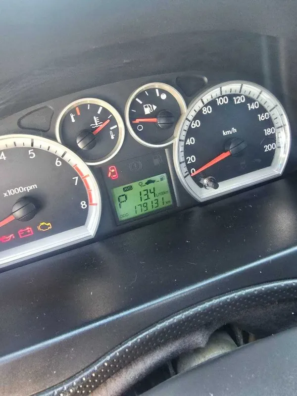 Срочна нексия3 автомат сотилади 3