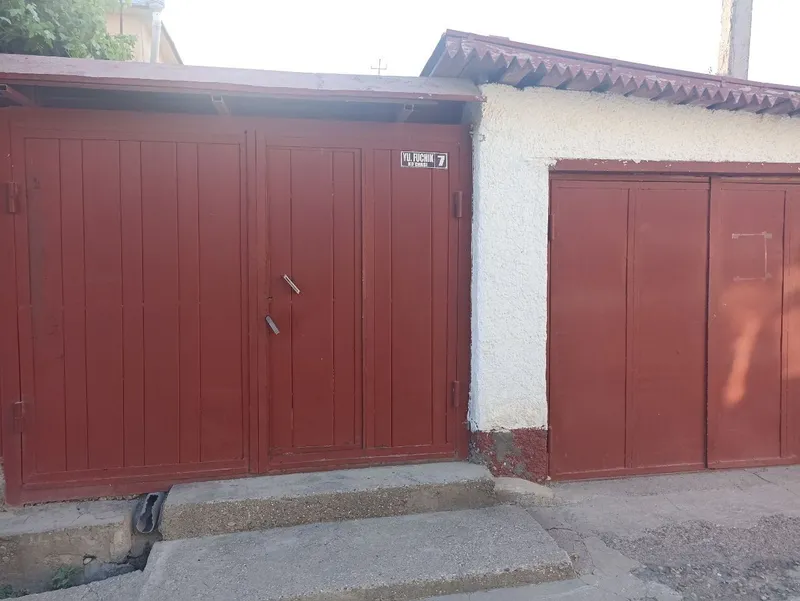 Uy sotiladi 1
