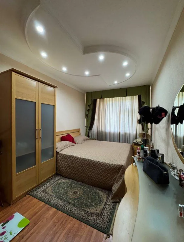 Продаётся 5-комнатная квартира 160 м², 8/9, Мирабадский район 5