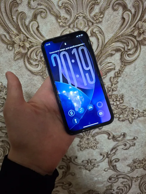 iPhone 11 1 iPhone 11 1