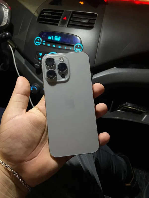 Iphone 15 pro maks
