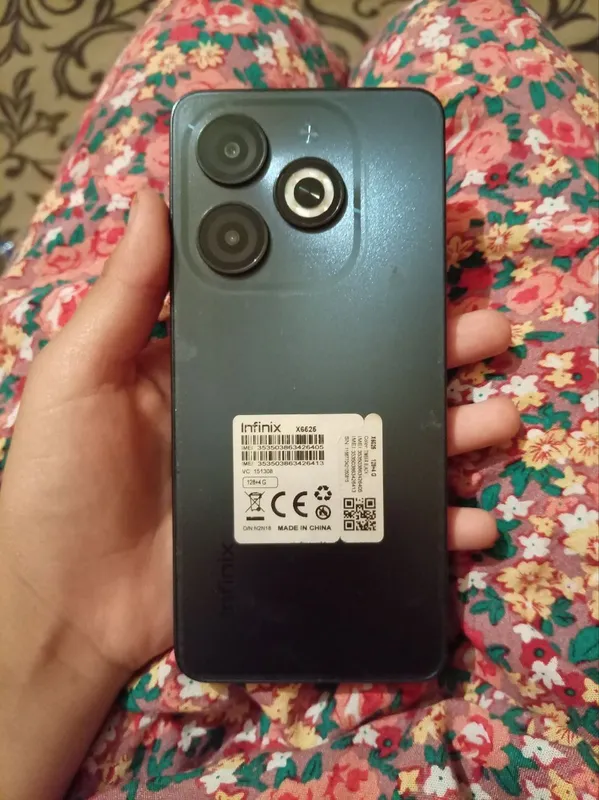 Infinix Smart 8 X6525