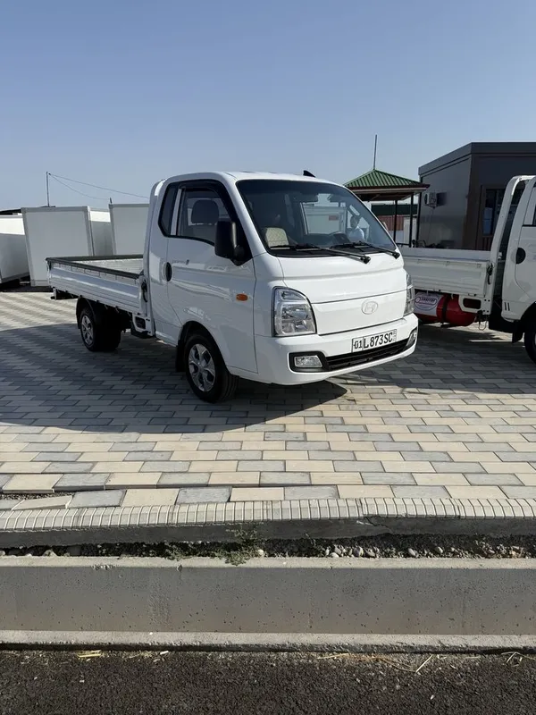 Hyunday porter 2025 yil 22000 km yurgan zavod prapan turbo mator 2 Hyunday porter 2025 yil 22000 km yurgan zavod prapan turbo mator 2