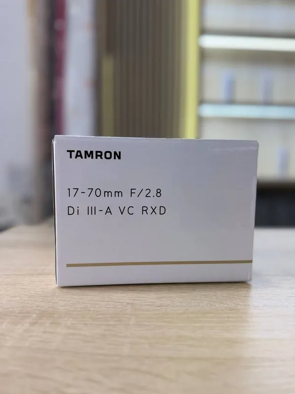 Tamron 17-70mm F/2.8 1