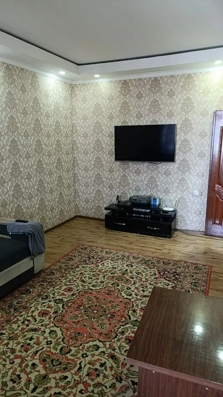 Продажа 2 ком Сергели 8 Дехкан базар 2х6 балкон