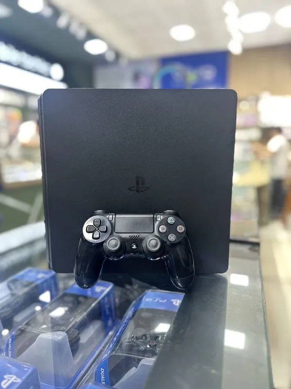 Ps4 slim 1TB прошитый 260$ игры записаны внутри 1
