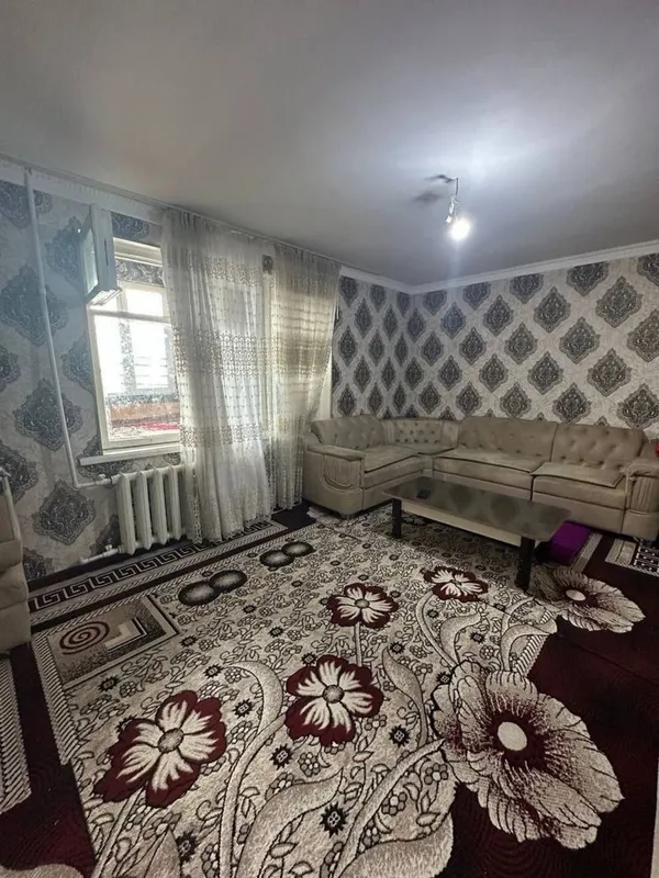 Продаётся 2 х комнатная квартира, Радуга срочное фото — фото 1