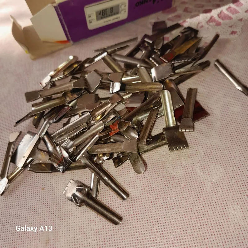 Продам чертежные принадлежности 2 Продам чертежные принадлежности 2