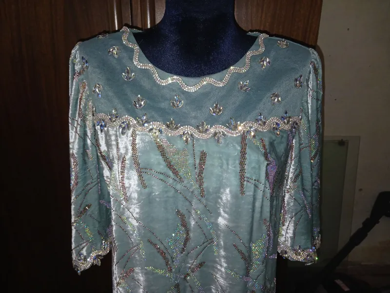Национальное платье длинное. Milliy libos, kurta