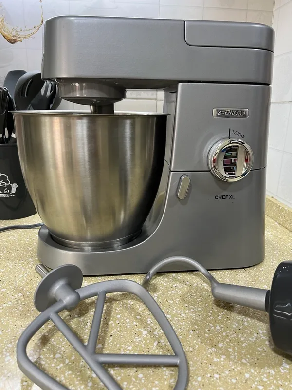 Миксер планетарный Kenwood 4
