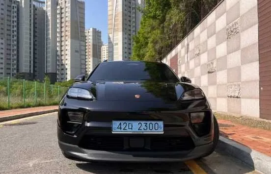 Porsche Macan EV — фото 2