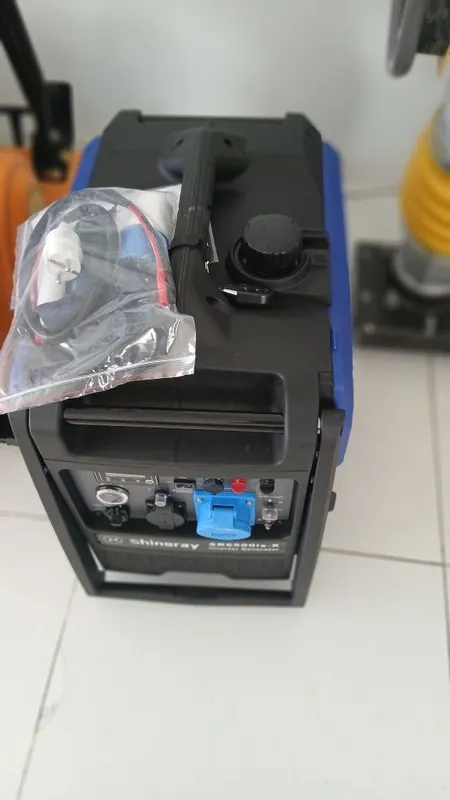 Генератор бензиновый Движок Generator binzinda 3 Генератор бензиновый Движок Generator binzinda 3