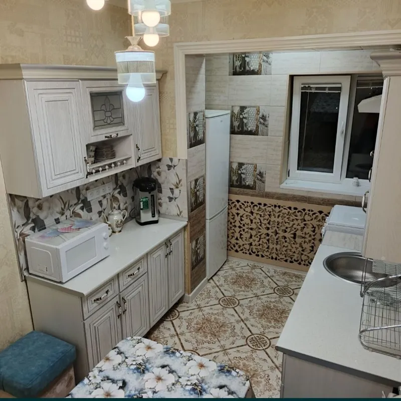 Ашхабад,Ташсельмаш, 80 м.кв. 3/9/9, торг, своя 8