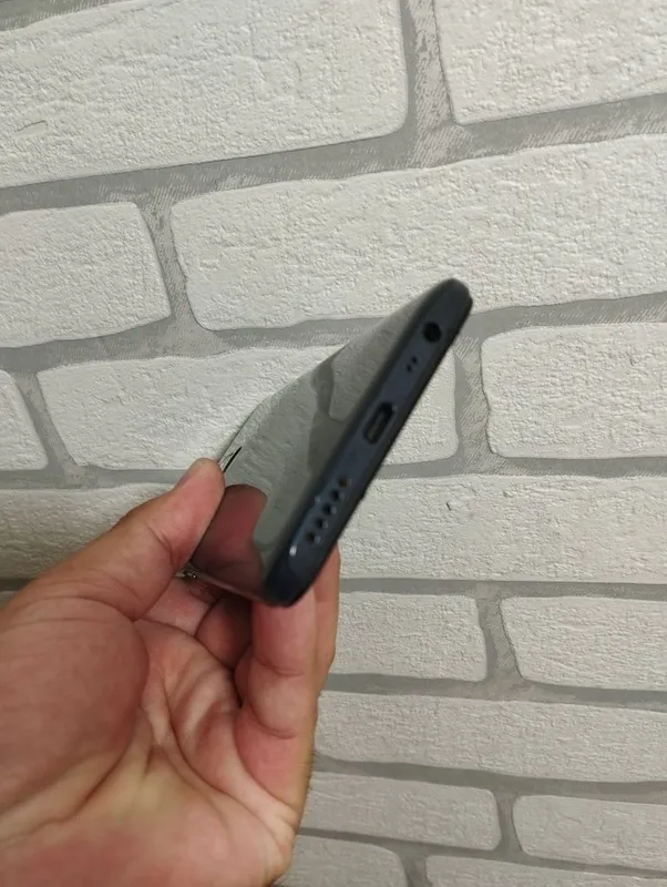 Redmi 8 32 Gb xolati ideal 6 Redmi 8 32 Gb xolati ideal 6
