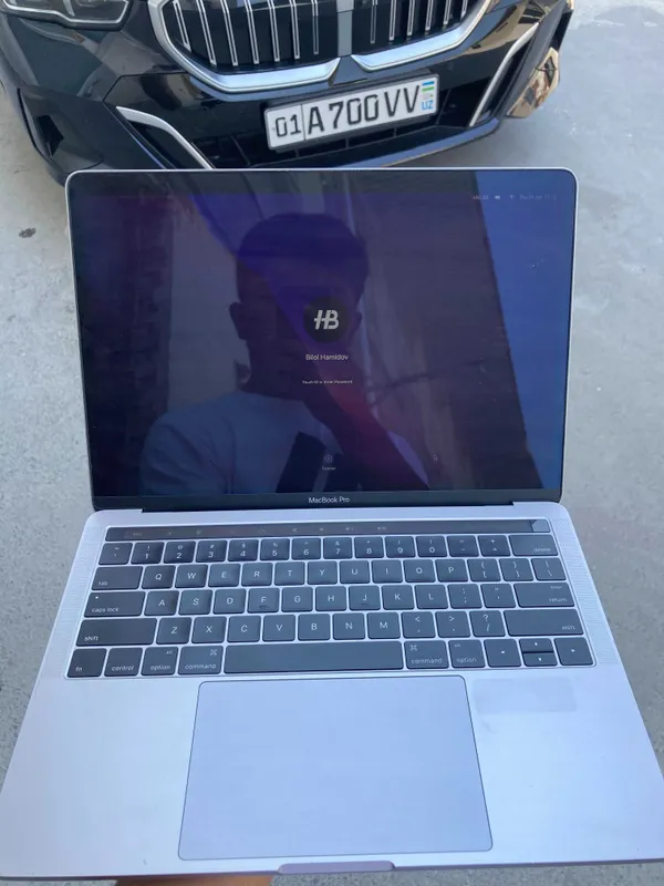 MacBook Pro 2016 (Touch Bar) 4 MacBook Pro 2016 (Touch Bar) 4