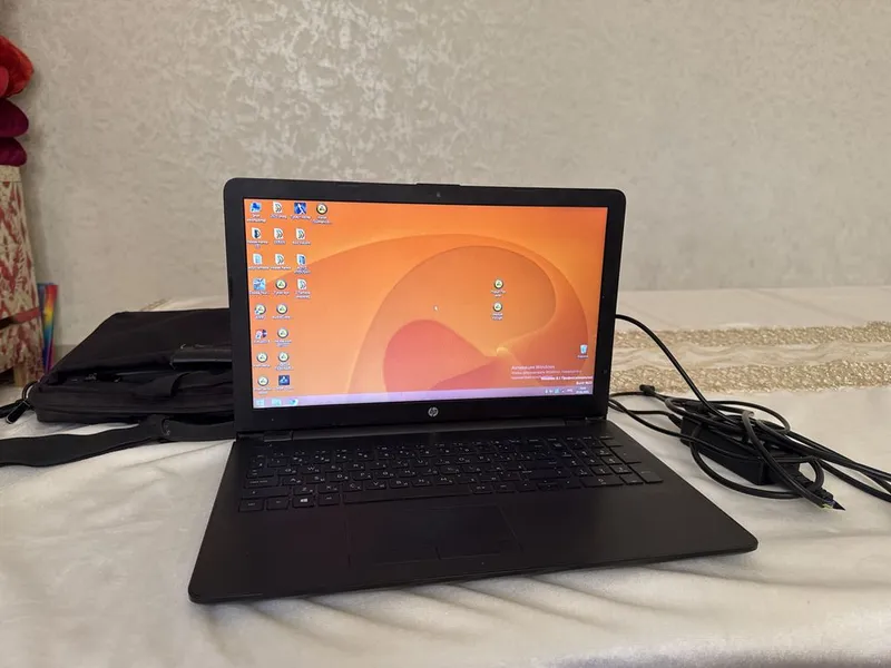 Наутбук HP intel Windows 8.1